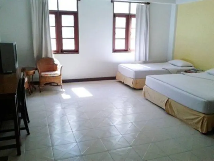 Пхетчхабури: Sun Hotel