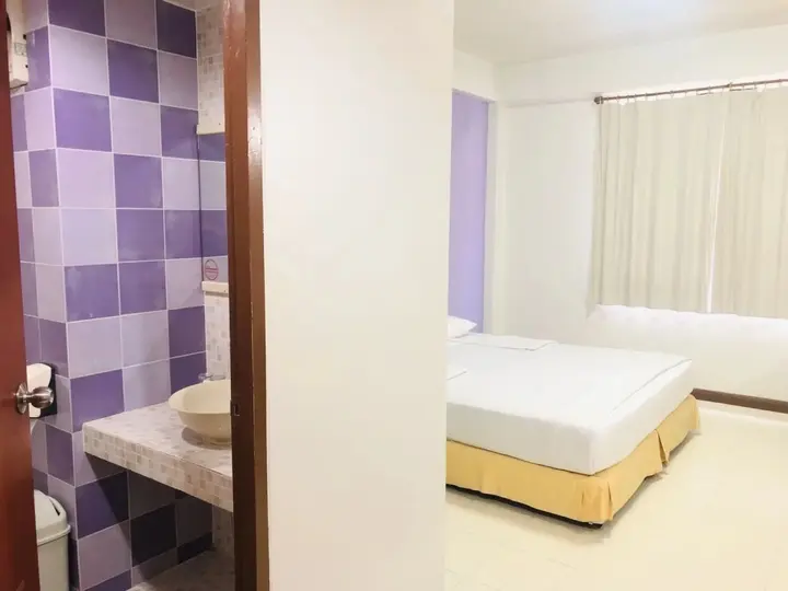 Пхетчхабури: Sun Hotel