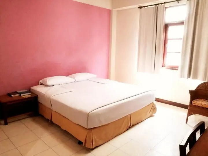 Пхетчхабури: Sun Hotel