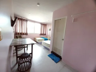 Муанг: In Phuket House