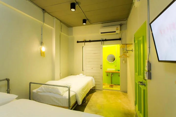 Муанг: bloo Hostel