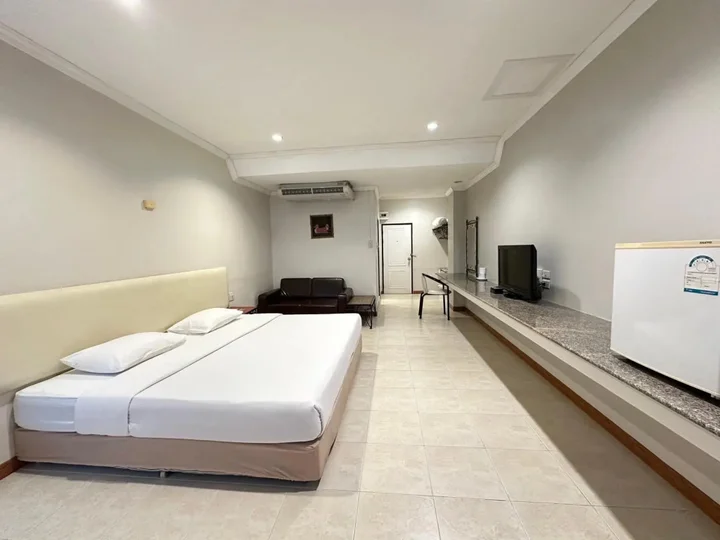 Пхитсанулок: Rattana View Hotel
