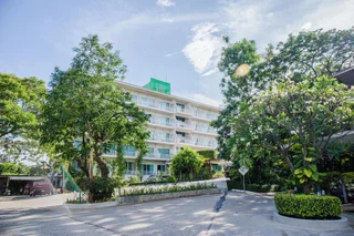 Пхитсанулок: Rattana View Hotel
