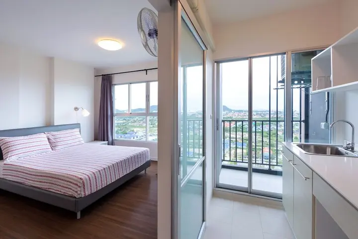 Хуахин: Baan KiangFah SeaView Condominium