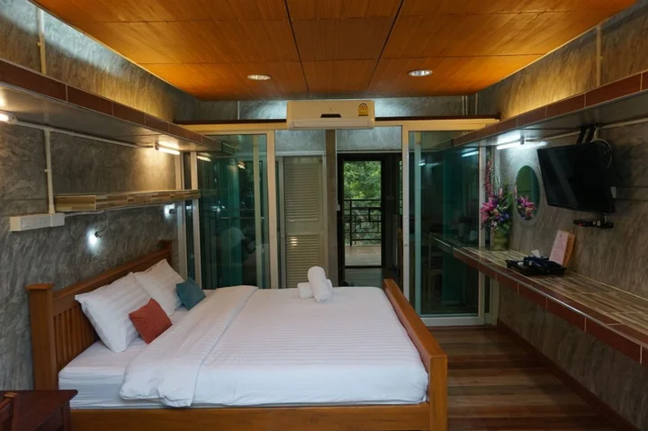 Лоэй: Loei Huen Hao Hug Home & Resort
