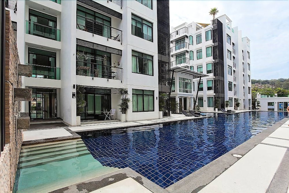 Кату: Kamala Suite Apartment B304
