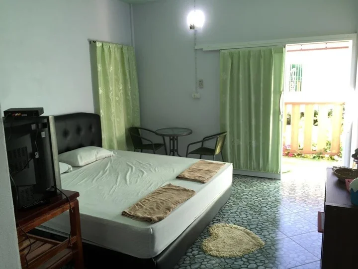 Пхуттхаисонг: Plyna Resort