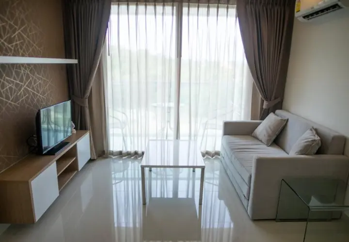 Паттайя: Amazon Residence Condominium