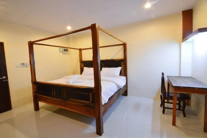 Кхонкэн: The Boon House, Khon Kaen