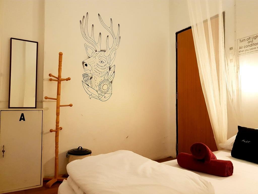Канчанабури: No.25 Cafe & Hostel