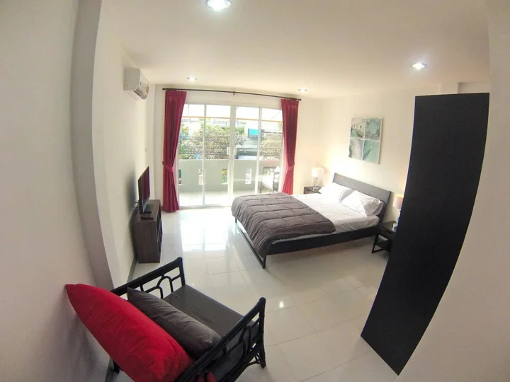 Тхаланг: Surin Beach Rooms