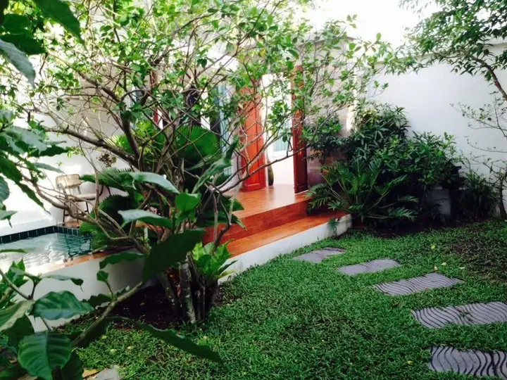 Саттахип: Baan Bor Bai Mai