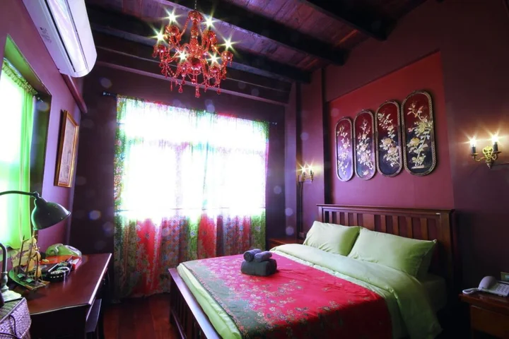 Сонгкхла: Baan Nai Nakhon