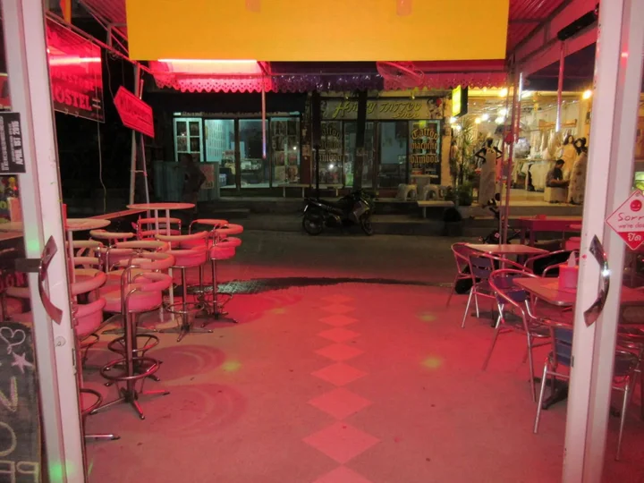 Ко-Пханган: Wild & Wandering Backpacker & Bar