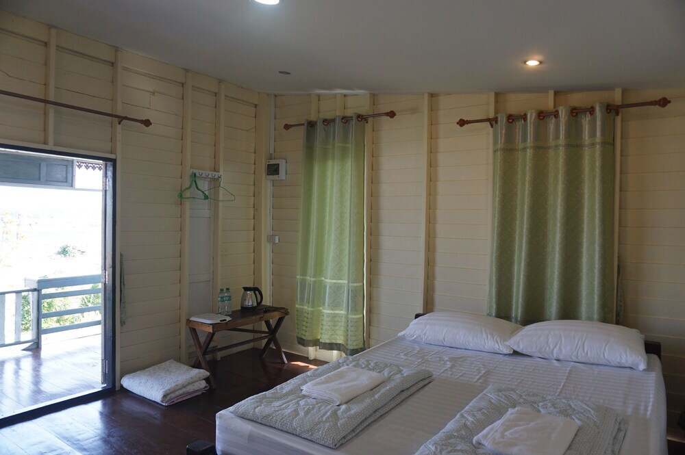 Столичный район Чантхабури: Reunmai Sametngam Resort