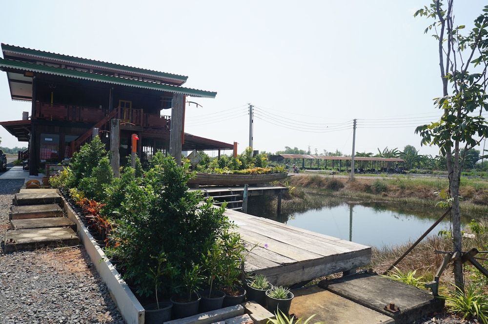 Столичный район Чантхабури: Reunmai Sametngam Resort