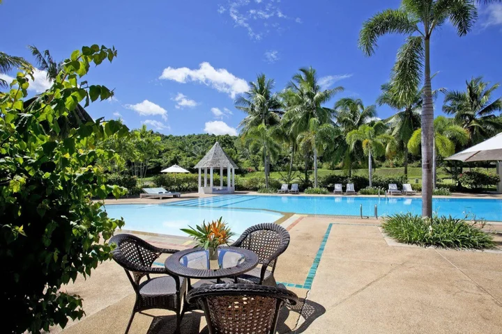 Банг-Саре: Buraran Suites
