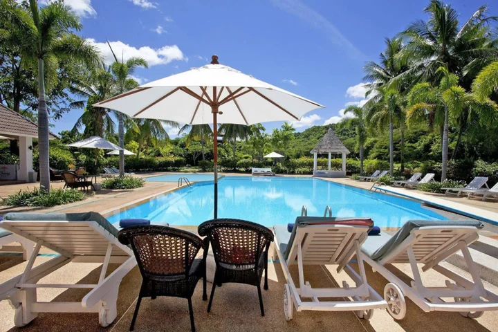 Банг-Саре: Buraran Suites