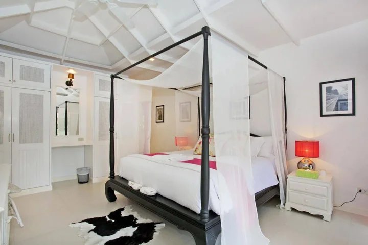 Банг-Саре: Buraran Suites