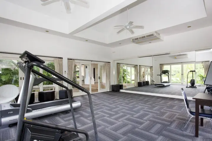 Банг-Саре: Buraran Suites