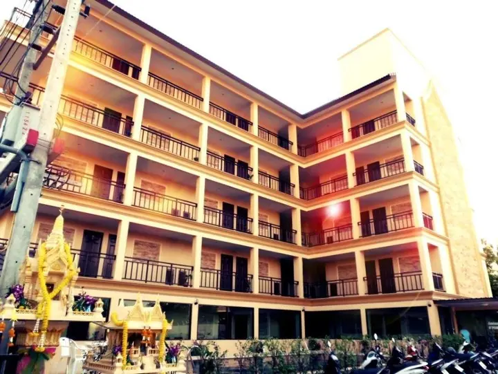 Паттайя: The Net Service Apartment