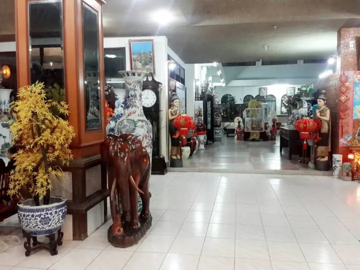 Сураттхани: Thairungruang Hotel