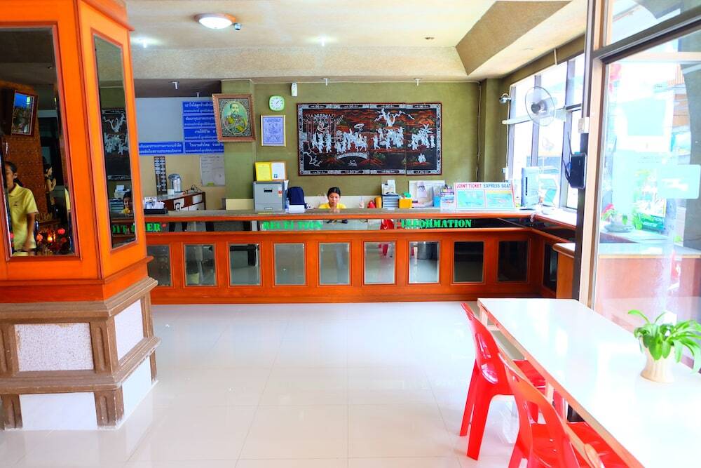 Сураттхани: Thairungruang Hotel