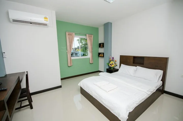 Сураттхани: Sukalya Apartment Suratthani