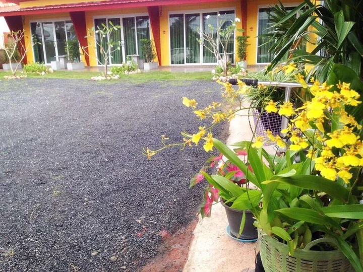 Сураттхани: My Home Resort