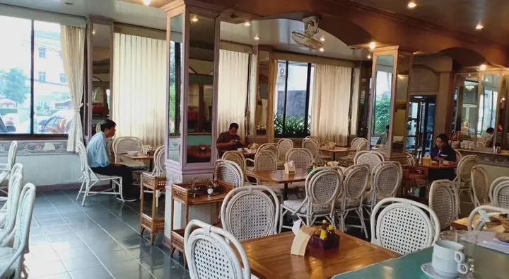 Пхитсанулок: U-Thong Hotel