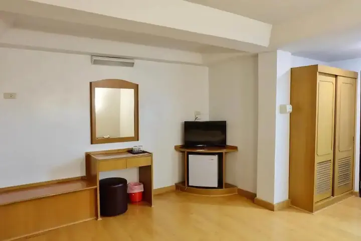 Пхитсанулок: U-Thong Hotel