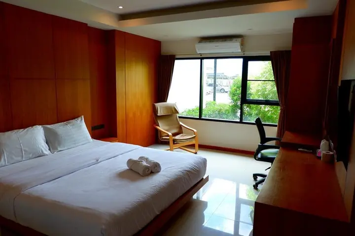 Пхетчабун: The De Hotel