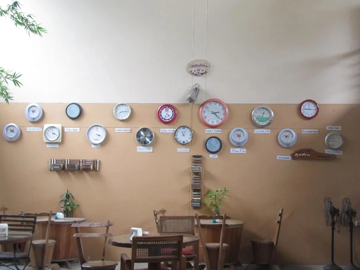 Паттайя: Baan Klang Noen Apartment