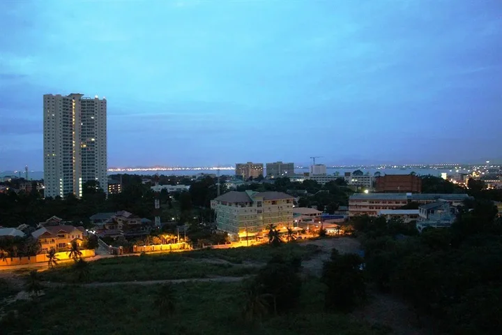 Паттайя: Lumpini Ville Naklua Good Luck