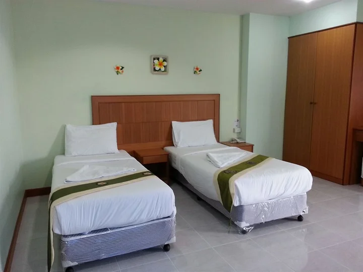 Сураттхани: See View Riverside Hotel