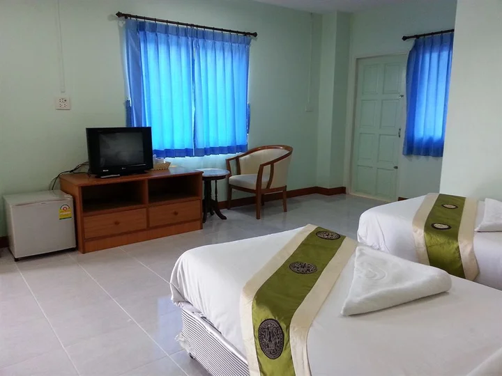 Сураттхани: See View Riverside Hotel