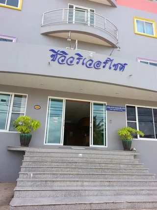 Сураттхани: See View Riverside Hotel