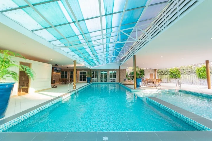 Самутпракан: Rimkhobfa Urban Resort