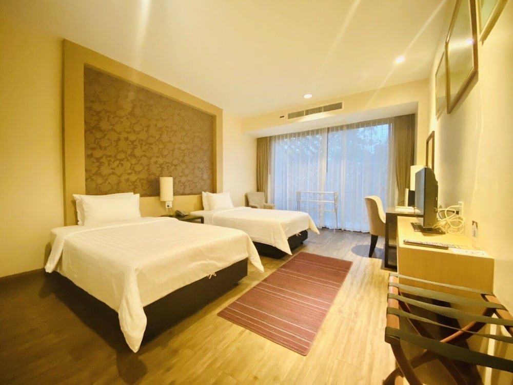 Самутпракан: Rimkhobfa Urban Resort