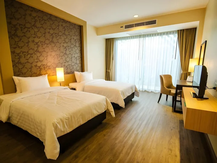 Самутпракан: Rimkhobfa Urban Resort