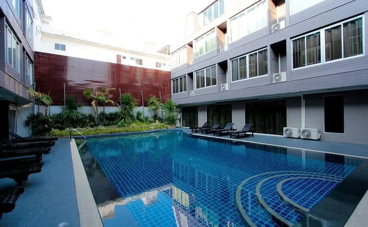 Паттайя: Paragon Place Serviced Apartments