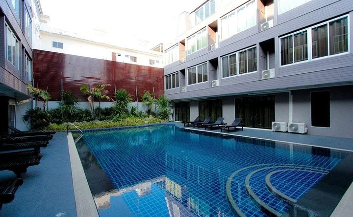 Паттайя: Paragon Place Serviced Apartments