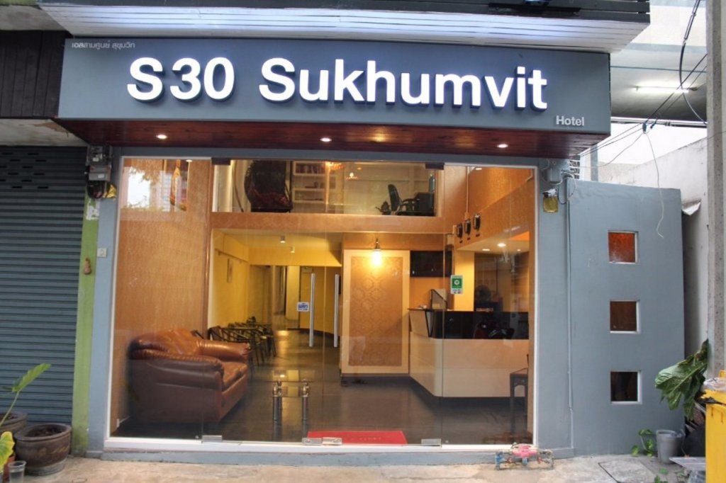 Бангкок: Wealth 30th Apartment