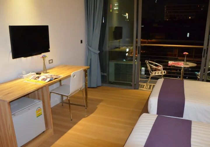 Паттайя: The Scenery City Hotel