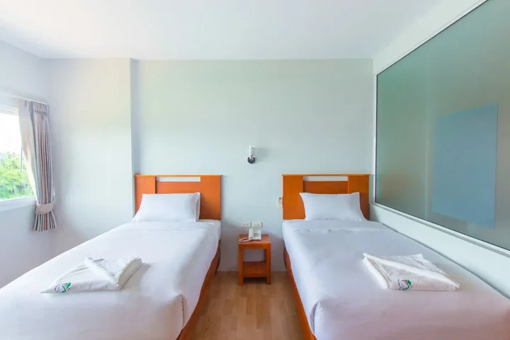 Сураттхани: Phet Phangan