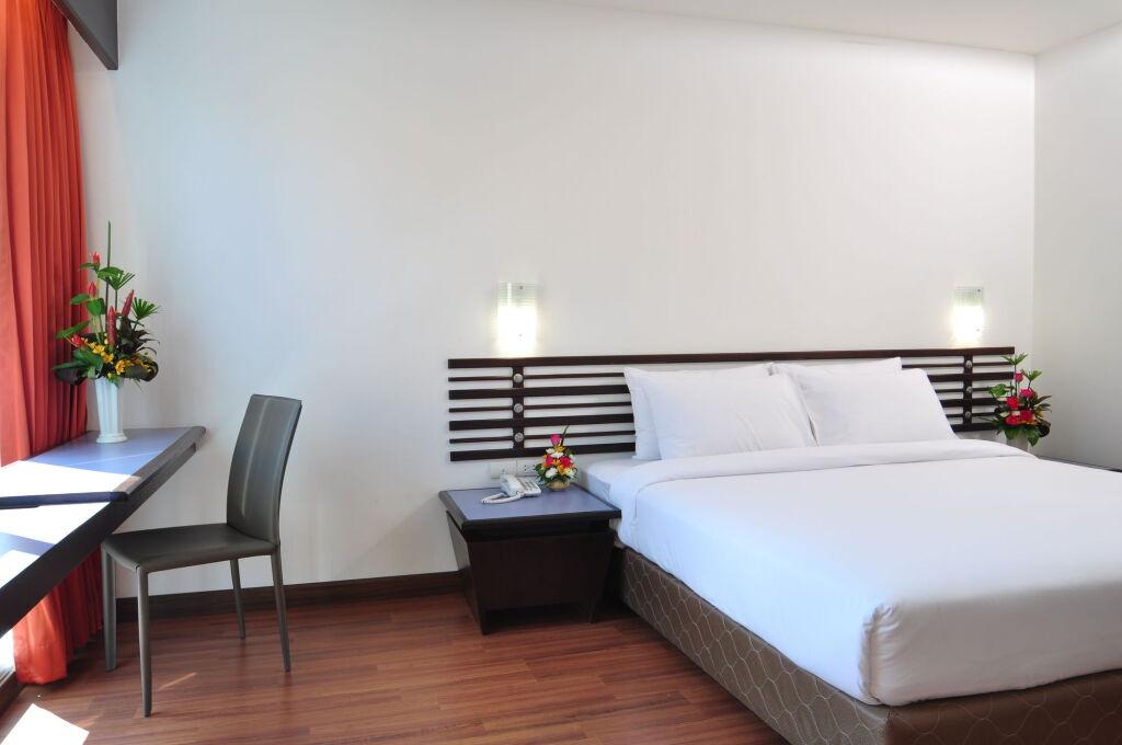Хатъяй: The Color Hotel Hat Yai