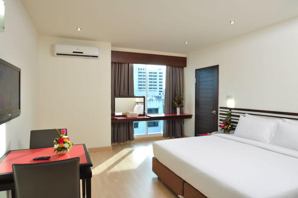 Хатъяй: The Color Hotel Hat Yai