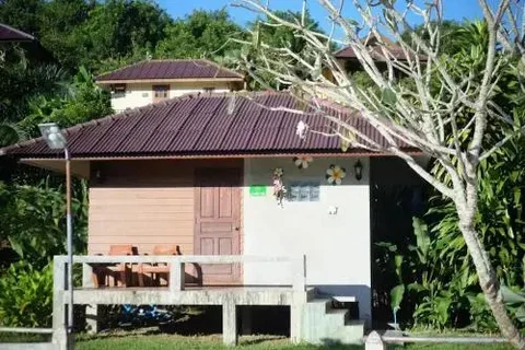 Мае-Таенг: Bmp Farmhouse