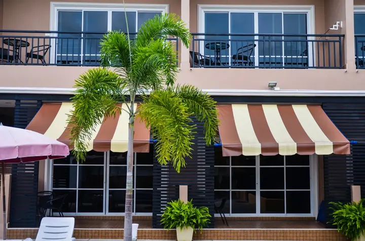 Банг-Саре: Отель 4 Palms Resort
