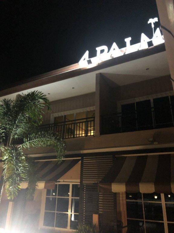 Банг-Саре: Отель 4 Palms Resort